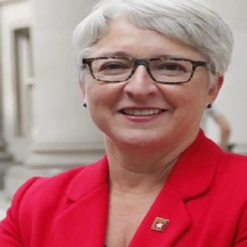 Edith Dumont, conseils scolaires francophones de l'Ontario
