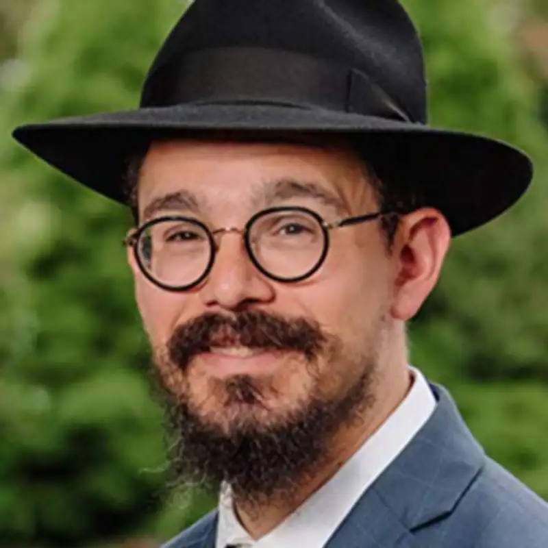 Dvar Malchus: Rabbi Moshe Gourarie, Classic Shiur - Sicha 3-Part 1