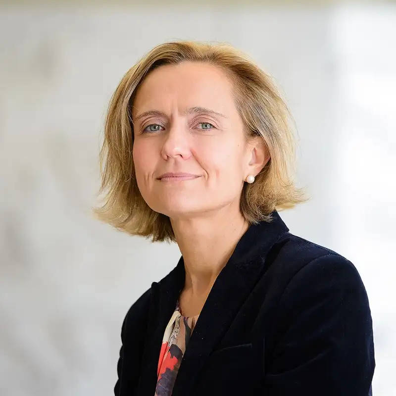 Gestionar equipos en periodo de crisis, con Mireia Las Heras, profesora de la Escuela de Negocios IESE