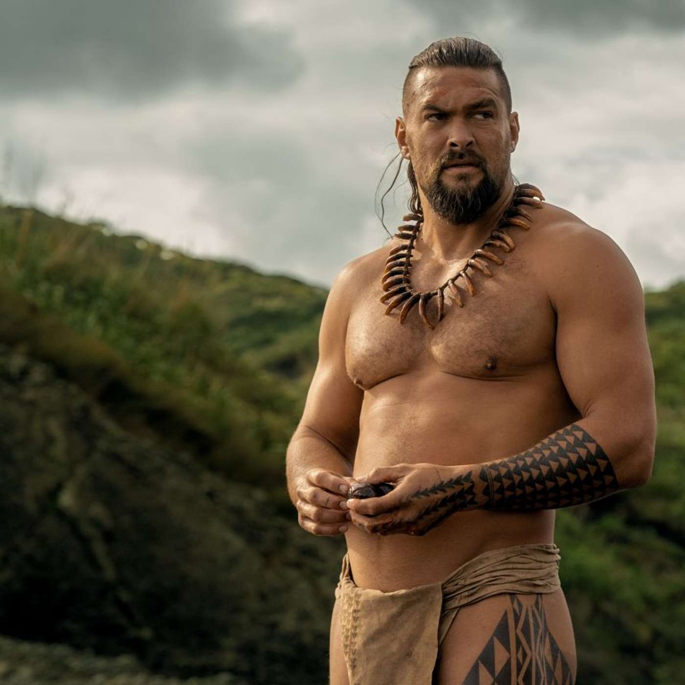 Jason Momoa realiza sonho com "Chefe de Guerra"