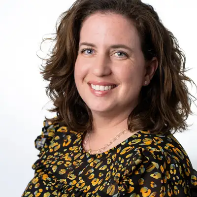 Dr. Steffie Tomson