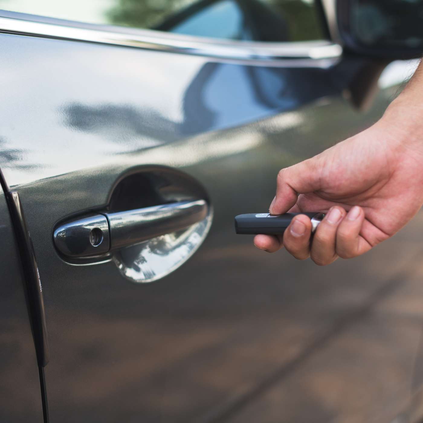 Easy In, Easy Out: The Keyless Car Theft