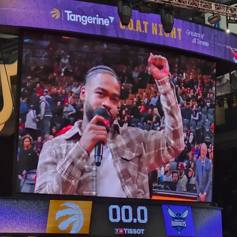 SPORT - Large victoire des Raptors pour leur dernier match à domicile