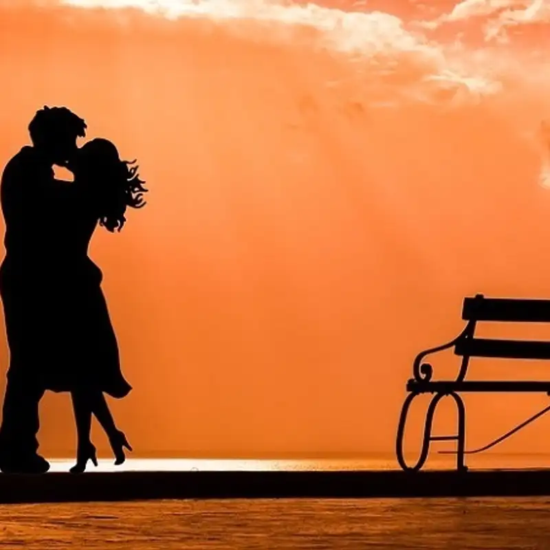 Micro-trottoir : Saint-Valentin, célébration de l'amour ou aubaine commerciale?