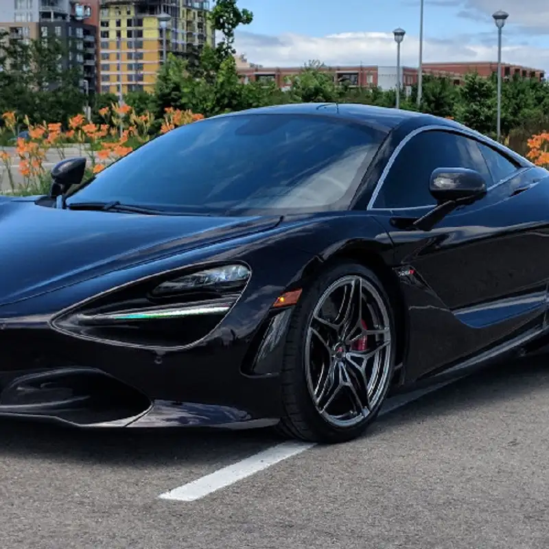 Essai de la McLaren 720S: attachez vos ceintures!