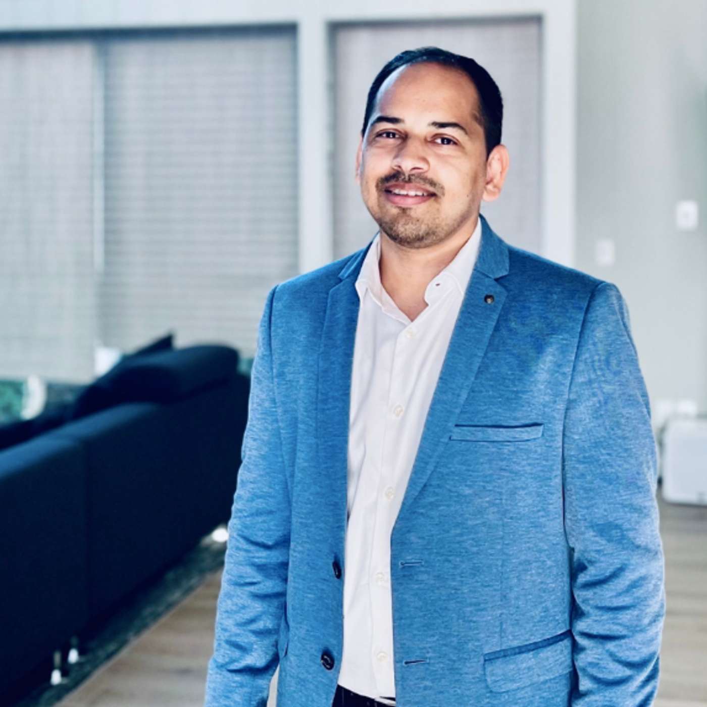 Tech Innovation and Cross-Industry Impact: Syed Aamir Aarfi on AI/ML Integration
