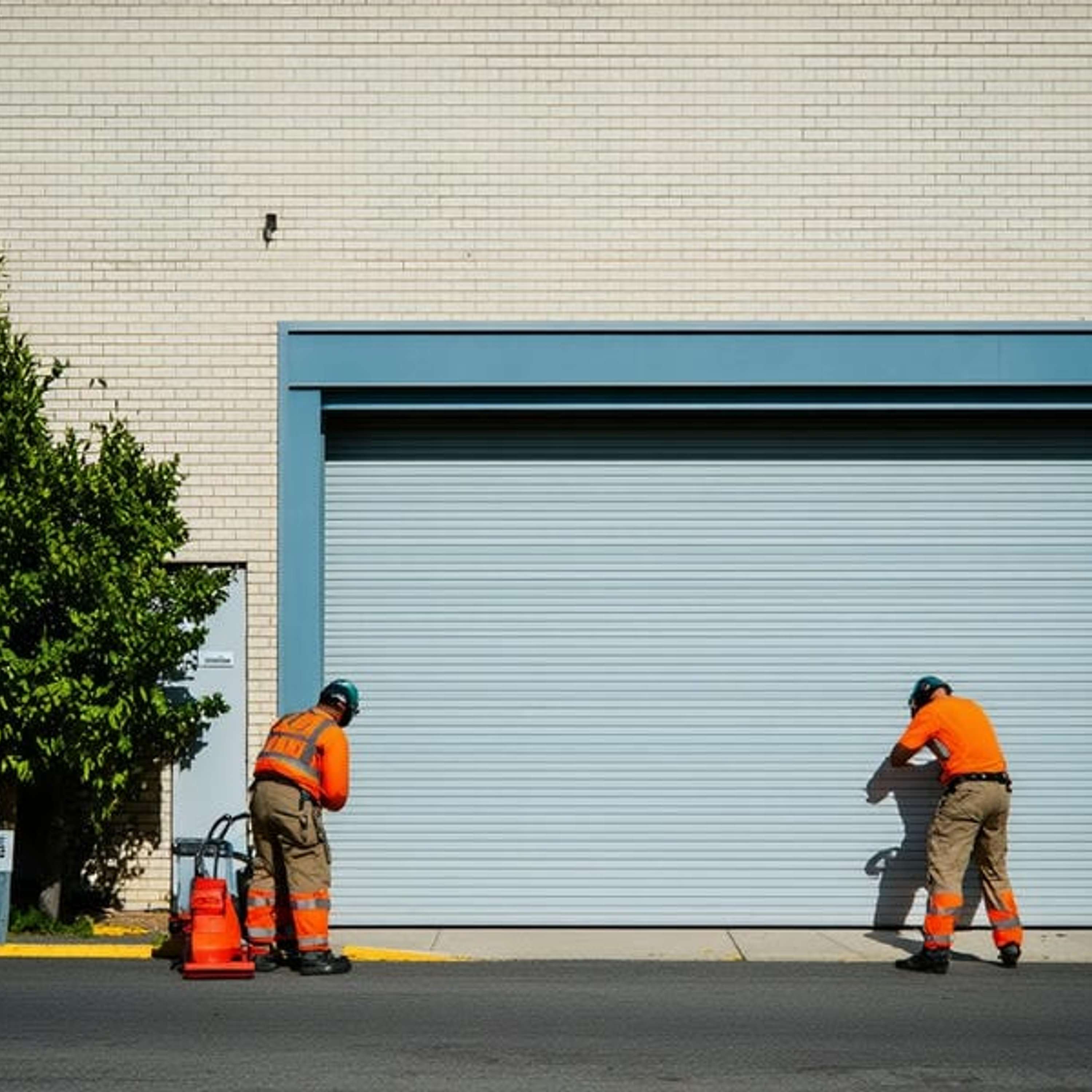 Is It Time? Deciding Between Garage Door Repair and Replacement episode artwork