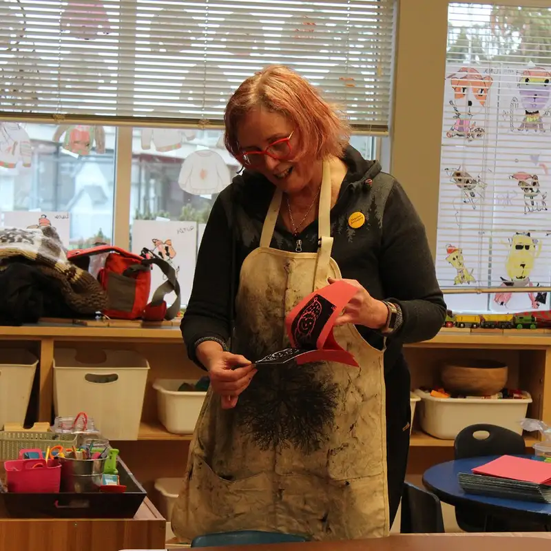 Nanaimo Art Gallery raises money for Artists in the Schools program