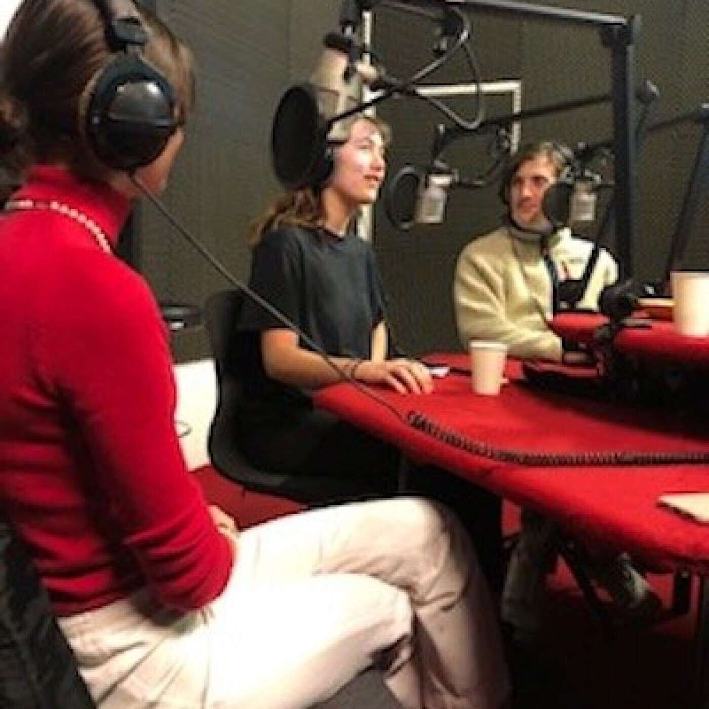 Le Groupe miroir à mi parcours: à eux le studio ! Le Groupe miroir à mi parcours: à eux le studio !