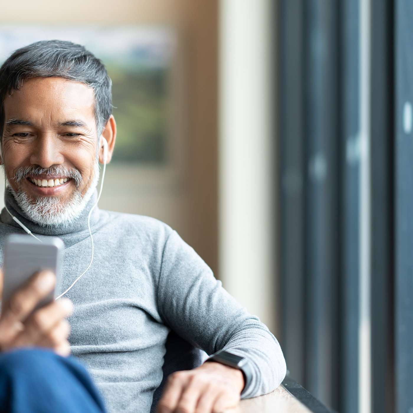 Expert Insights - Partners, not Competitors: The Integration of Clinician Expertise with Online Programs