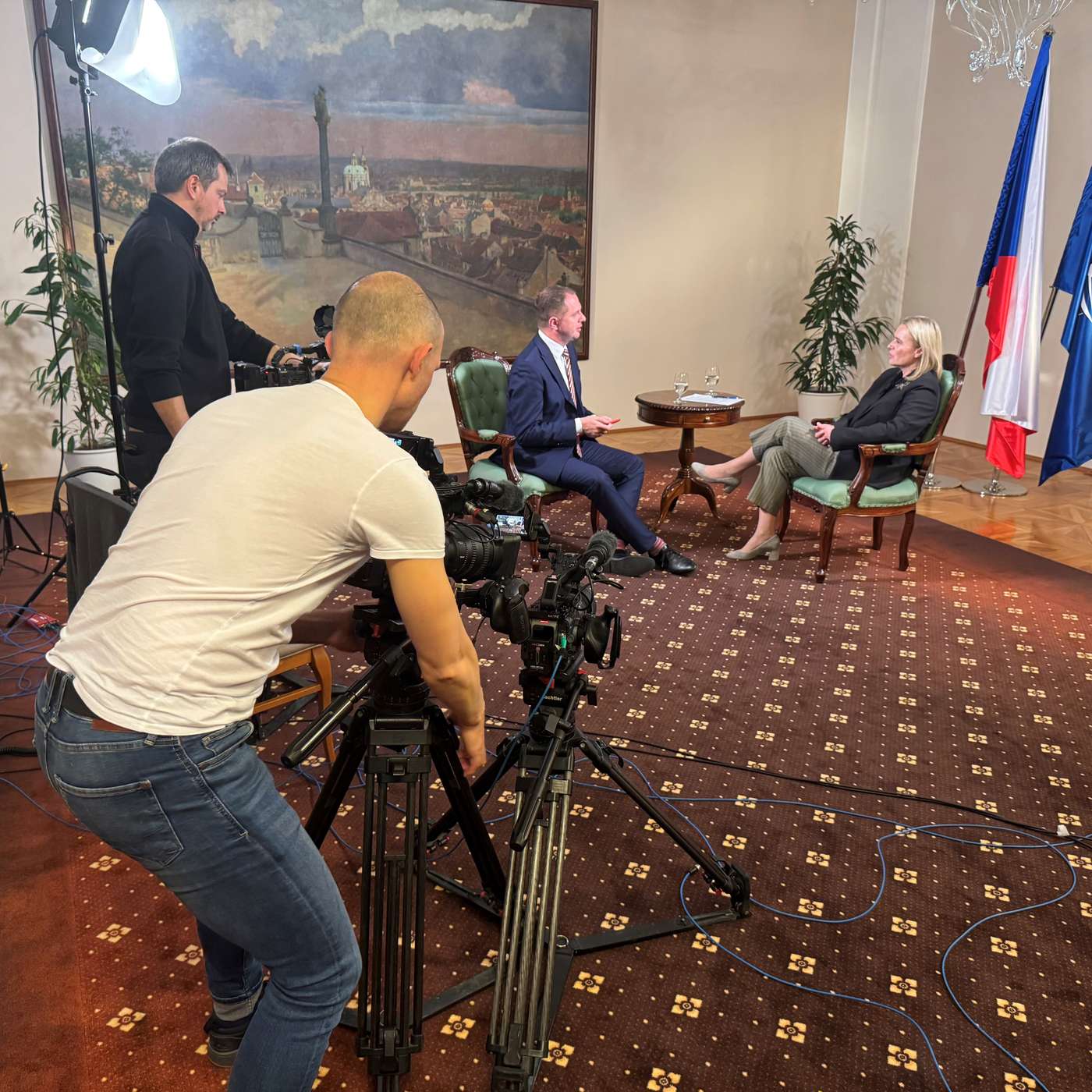 Zvýšení výdajů na POZE, 2 % HDP na obranu v letošním roce, další strany na kandidátkách SPD (22.3.2025) HOST Jana Černochová  /ODS/