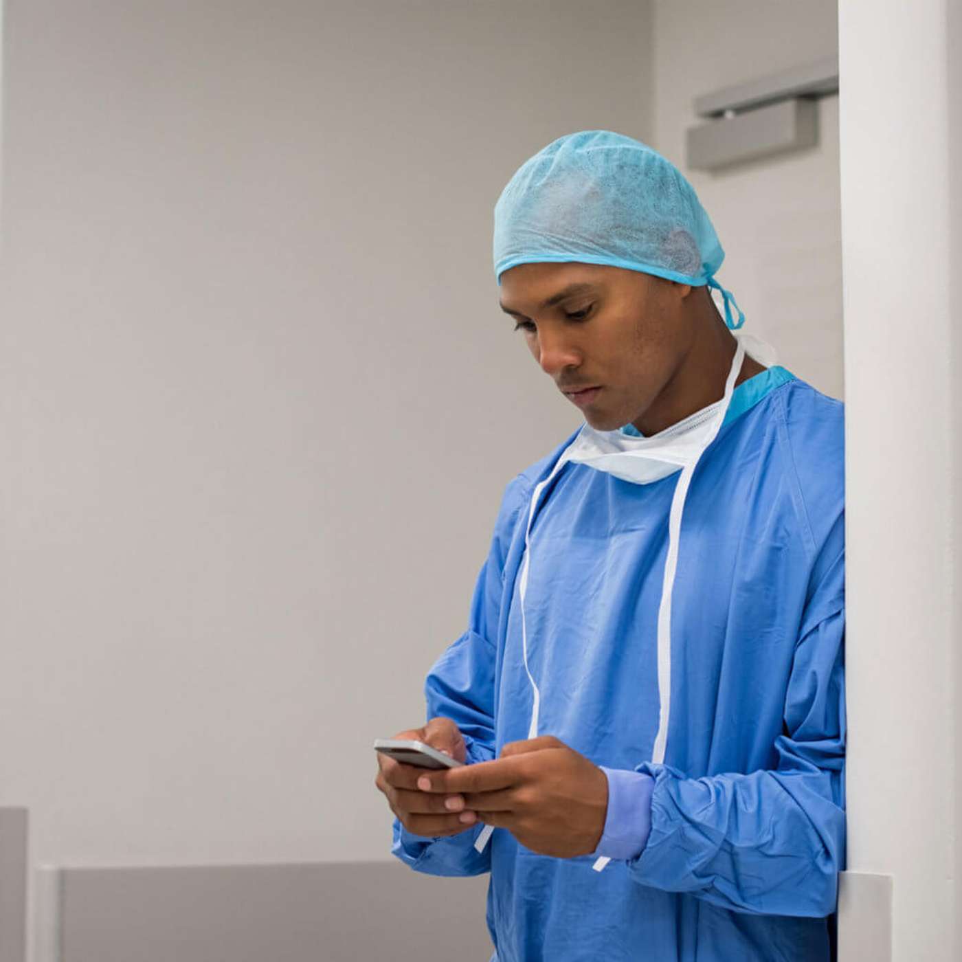 Short Mental Health Interventions: Behind the Frontline – How TEN Supports Health Professionals at Risk of Burnout