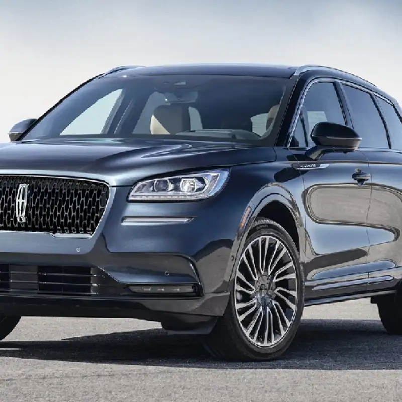 AUTOMOBILE – Lincoln Corsaire Grand Touring Hybrid