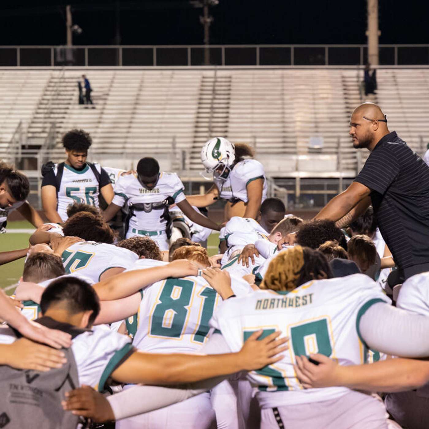 Did football coach step over line with sidelines prayer, Bible quoting?