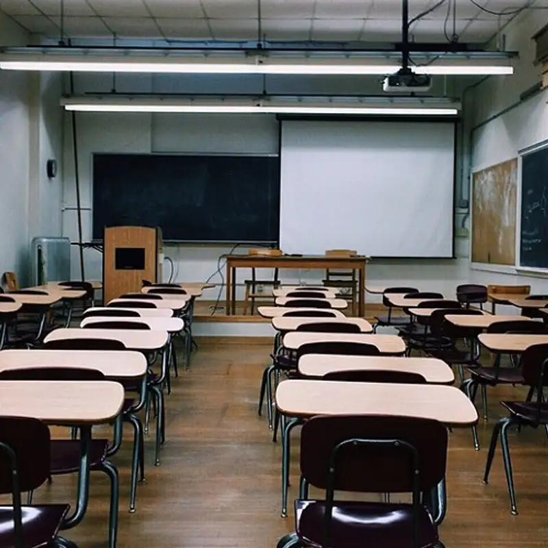 Indignation après l'annonce d'importantes compressions dans les programmes d'immersion française