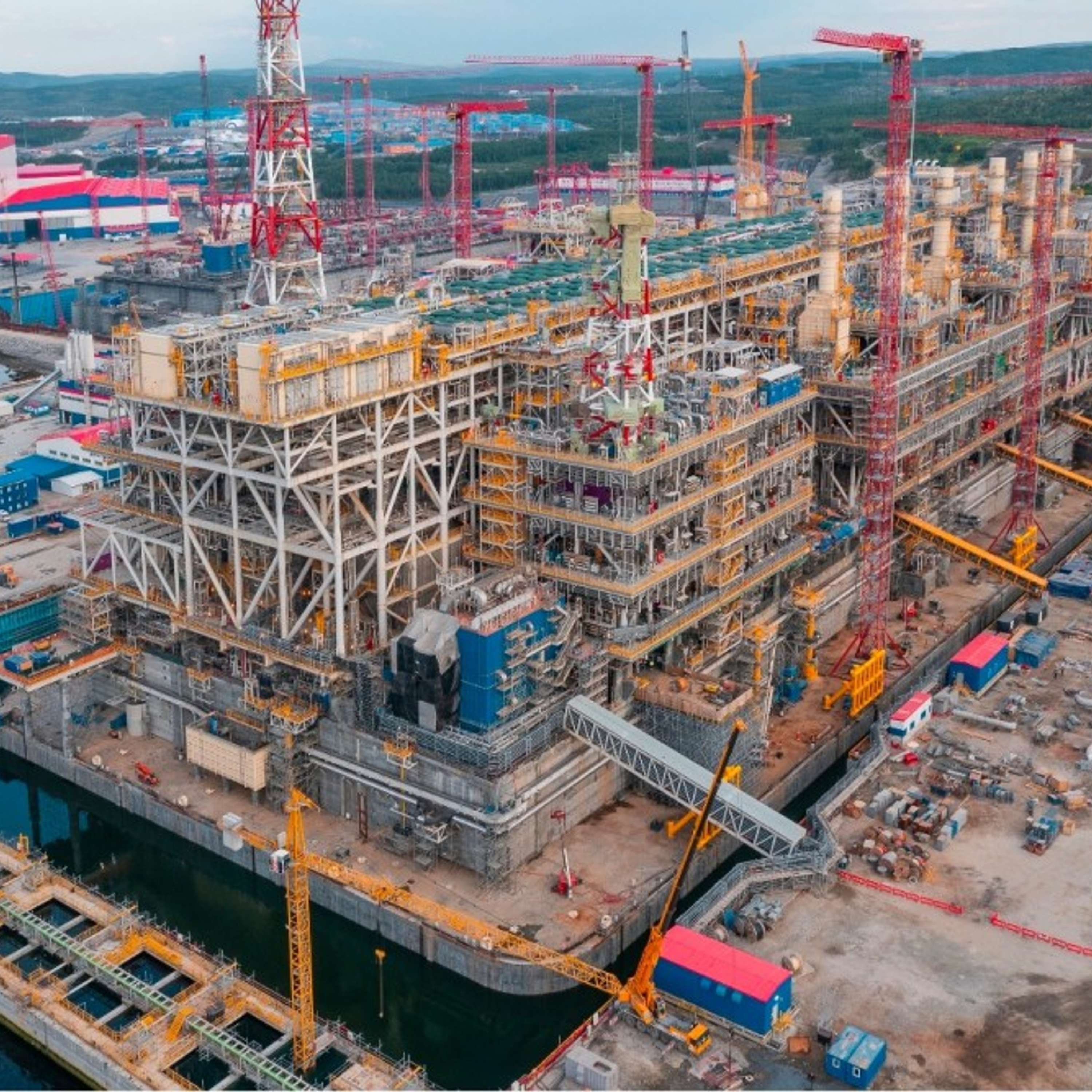 Сразу несколько работающих в Арктике российских компаний попали под новые санкции