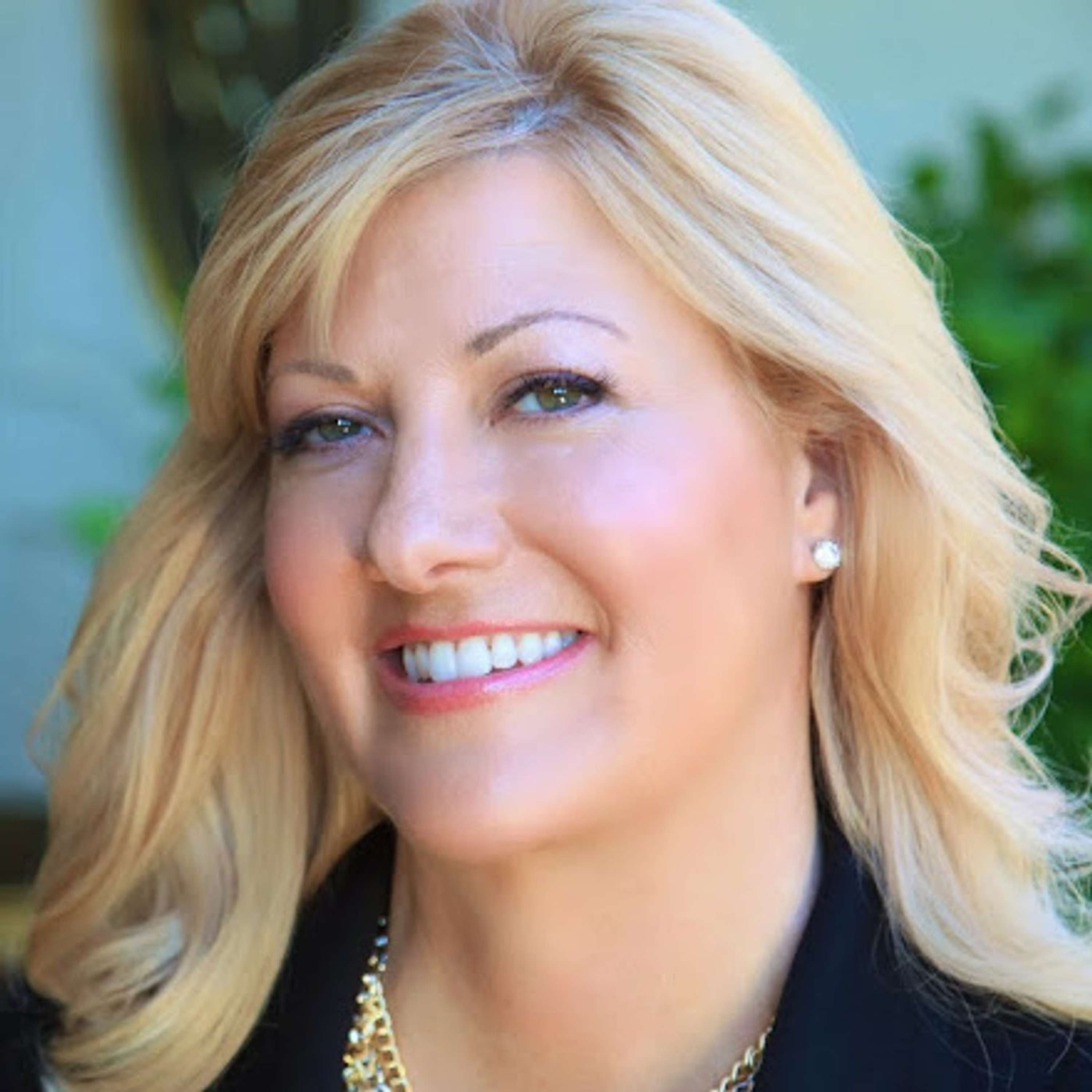 Linda P Jones - Think and Act Like the Wealth Heiress You Are! Linda P Jones - Think and Act Like the Wealth Heiress You Are!