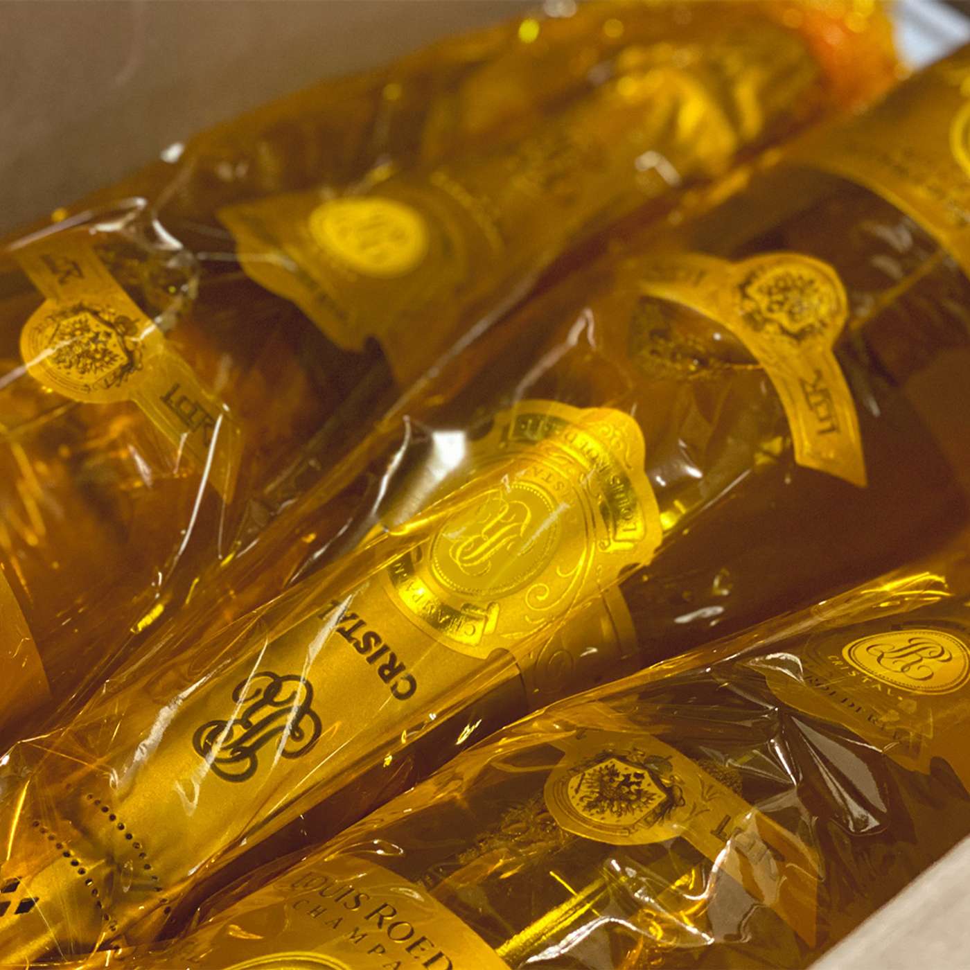 Myten om Cristal: Krystalklar, eksklusiv og attentatsikret