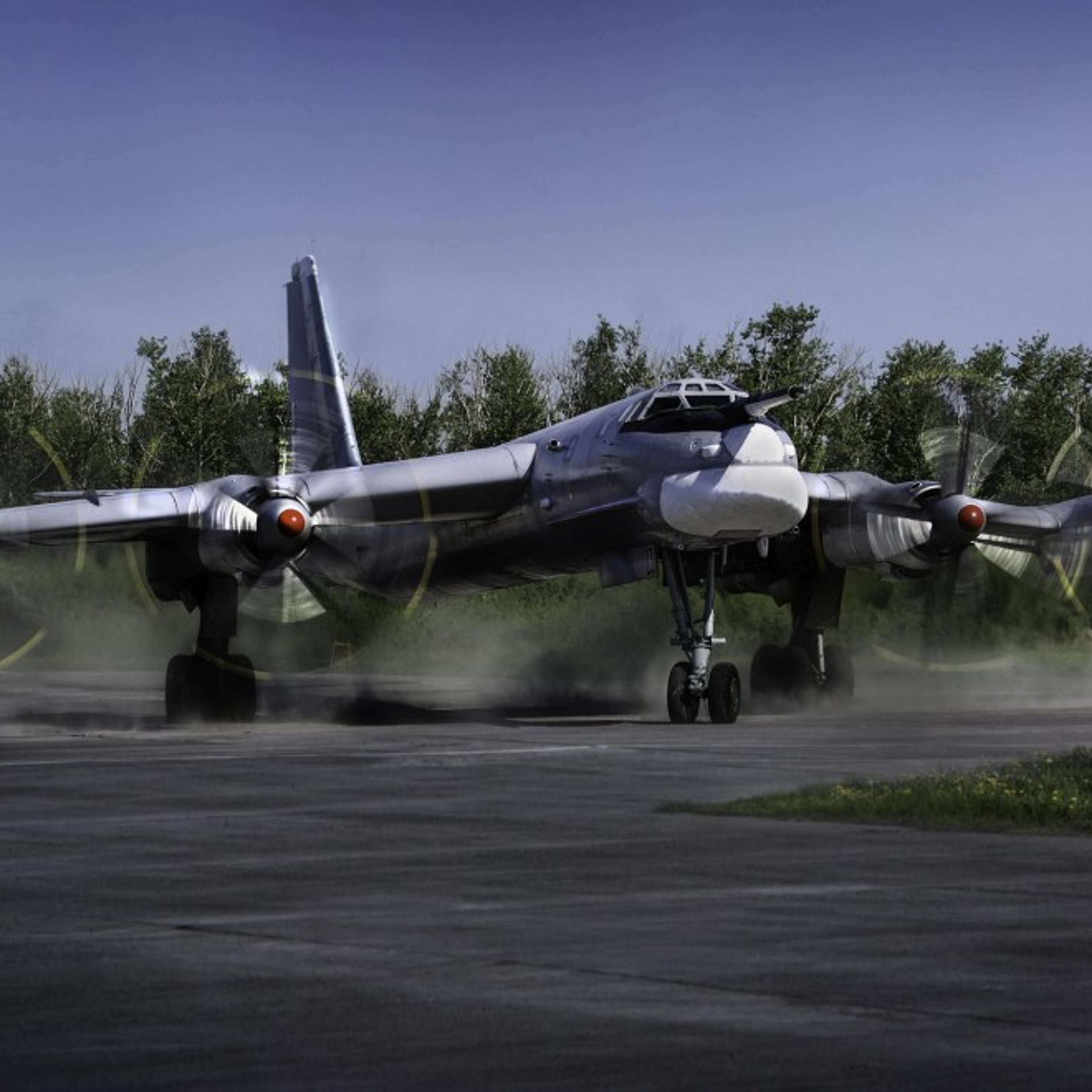 Бомбардировщики c авиабазы Оленья атаковали энергетическую инфраструктуру Украины