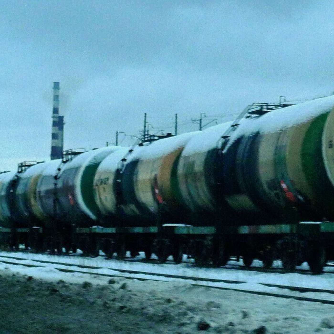 Не застрянет ли нефть в Мурманске из-за сокращения экспорта из России?