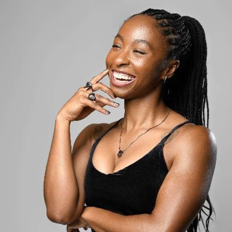 Robyn Warren - Geek Girl Strong