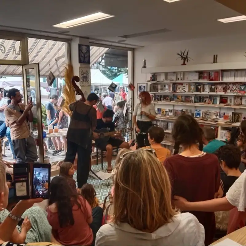 Concert I Olatz quand même et les enfants du parabène