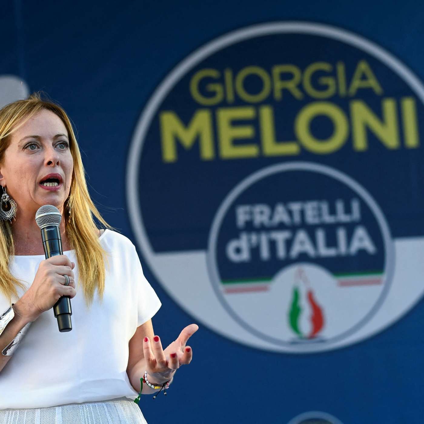 Giorgia Meloni n’incarne pas le retour du fascisme, mais l’apparition d’une nouvelle formule politique