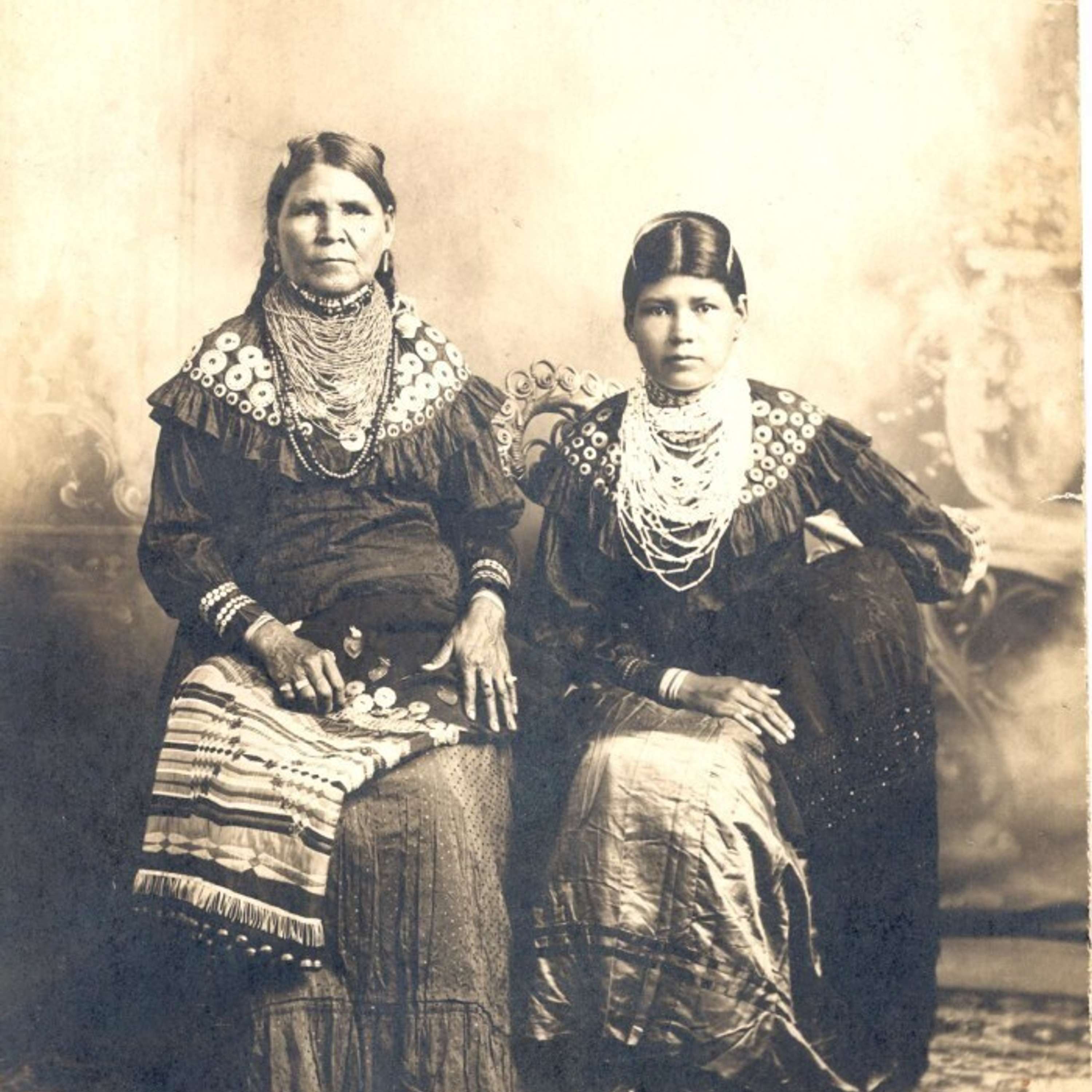 34 Circe Salon -- Make Matriarchy Great Again -- Disrupting History