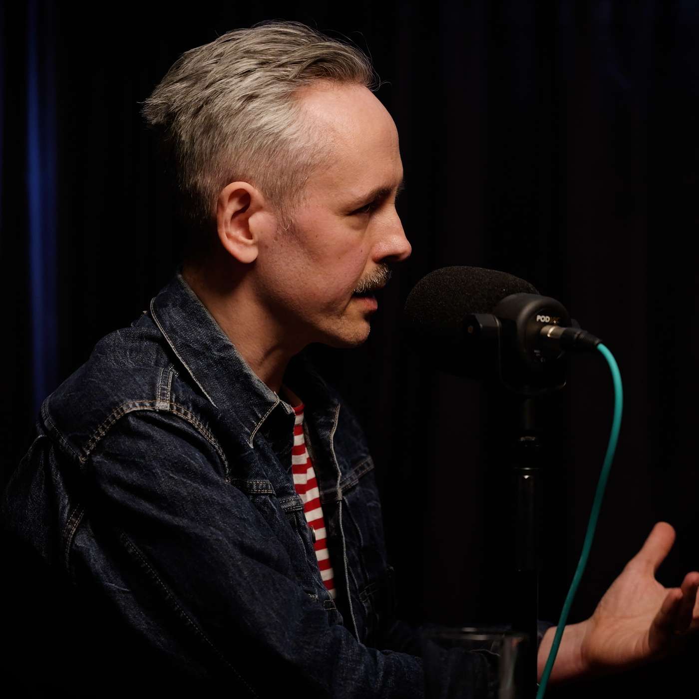 Extra: Fängslandet av Joakim Medin