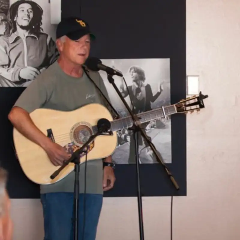 Musician Mike Heil