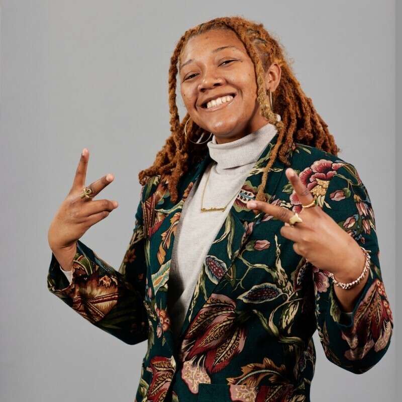 Naomi Winston