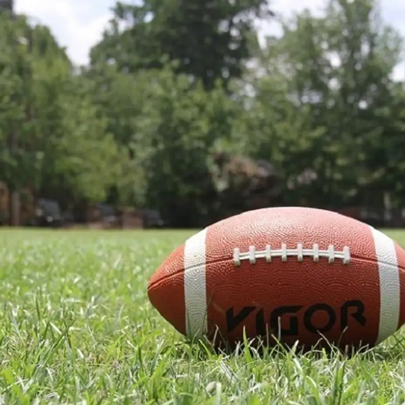 SPORTS- Football américain, Tour de France et Athlétisme