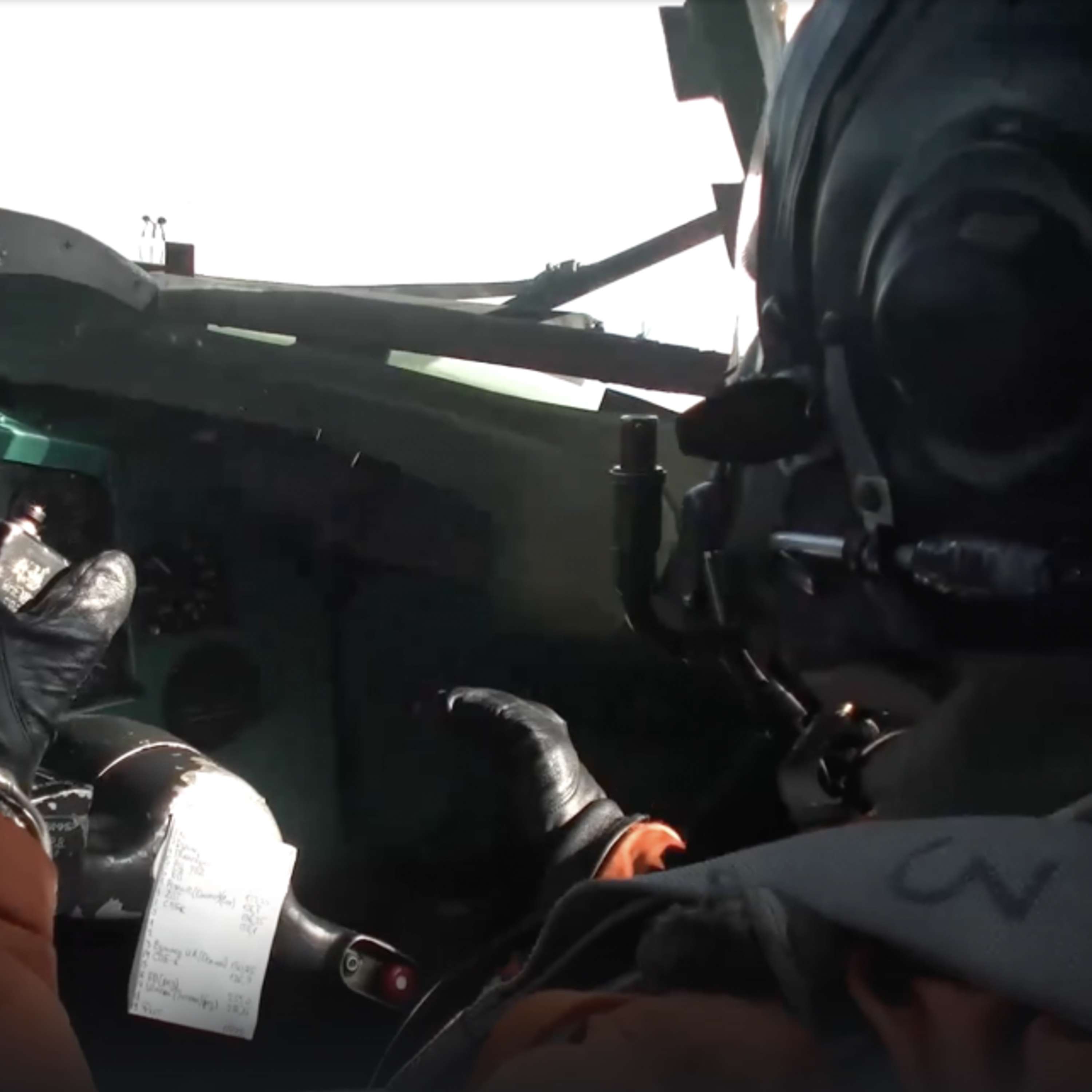 Они бомбят Украину. В среду они слетали на запад, где были встречены норвежскими истребителями