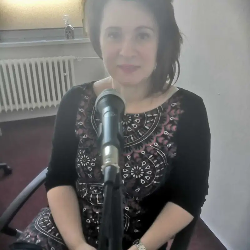 Petra Slámová (ZŠ Česká Lípa, výuka k občanství): Některé děti mají telefon už od mateřské školy. Je třeba s nimi mluvit o tom, jak jej používat