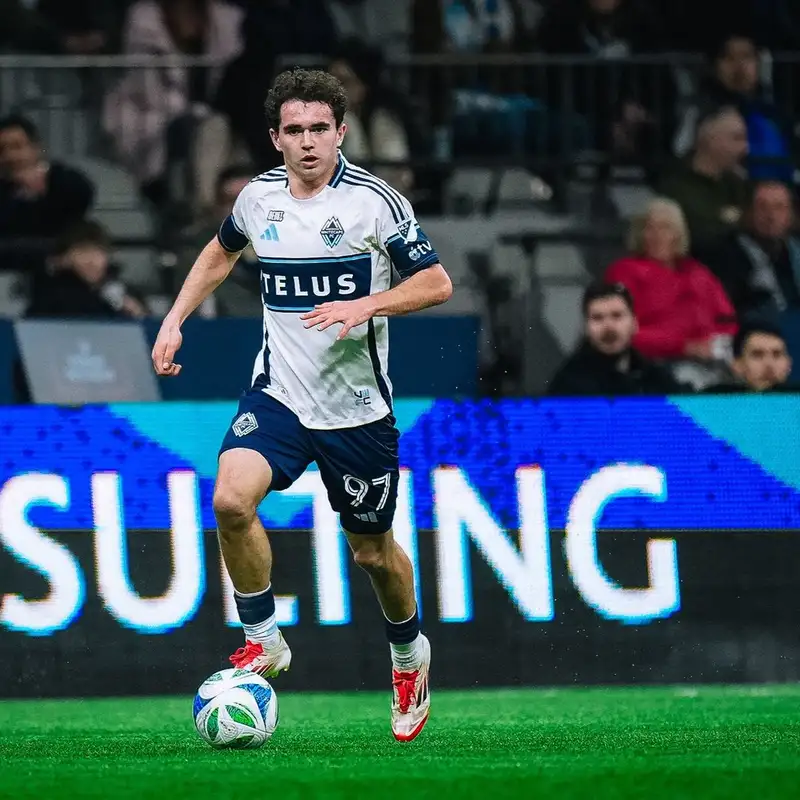 Comox Valley’s Liam Mackenzie gets first start in Major League Soccer
