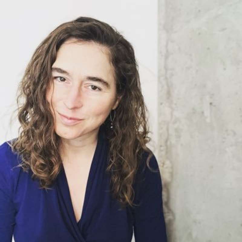 Dr. Julie Beaulac