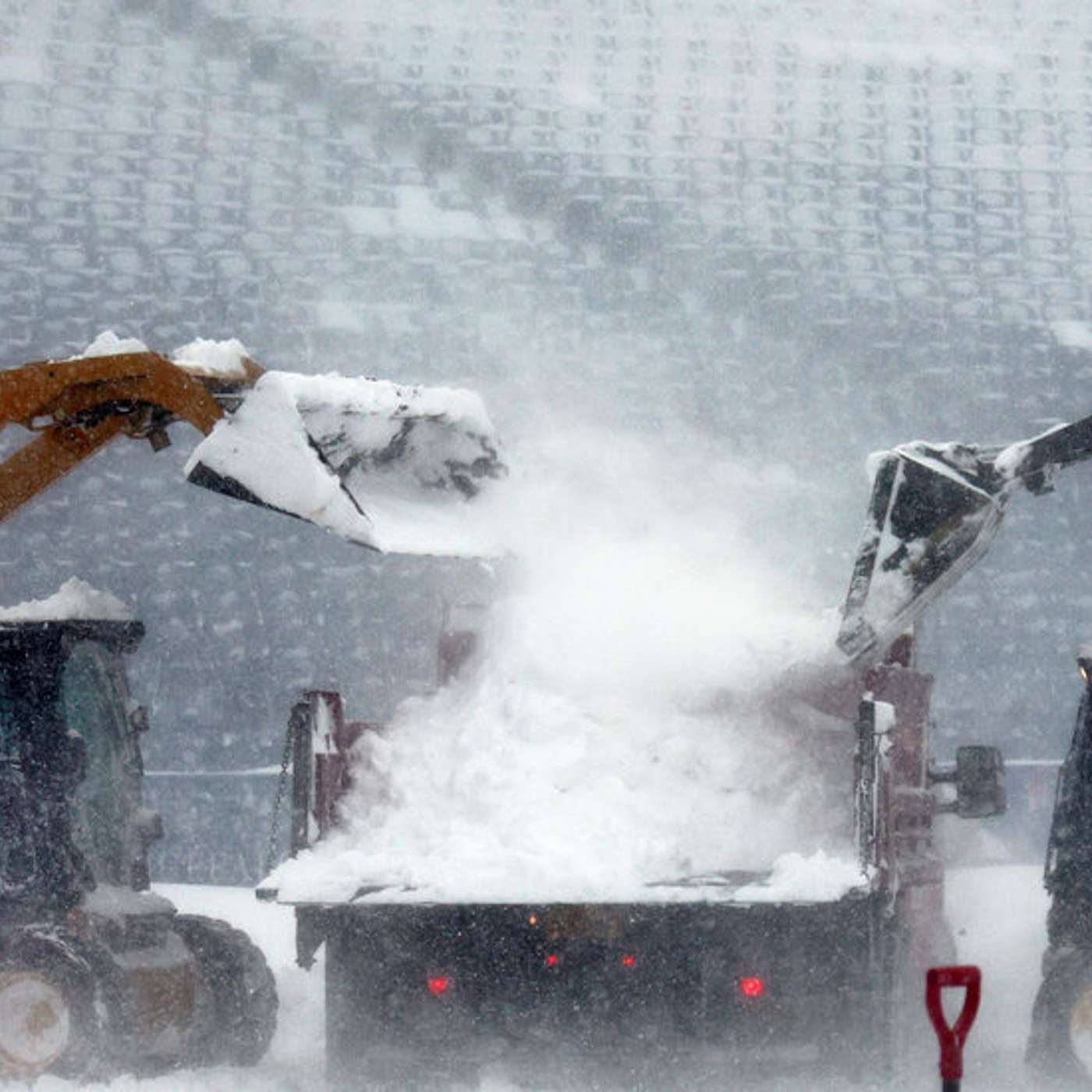 Arctic Blast Sweeps US, Record-Breaking AFC Wild Card Game, Iowa Caucuses: Trump's Dominance Tested episode artwork