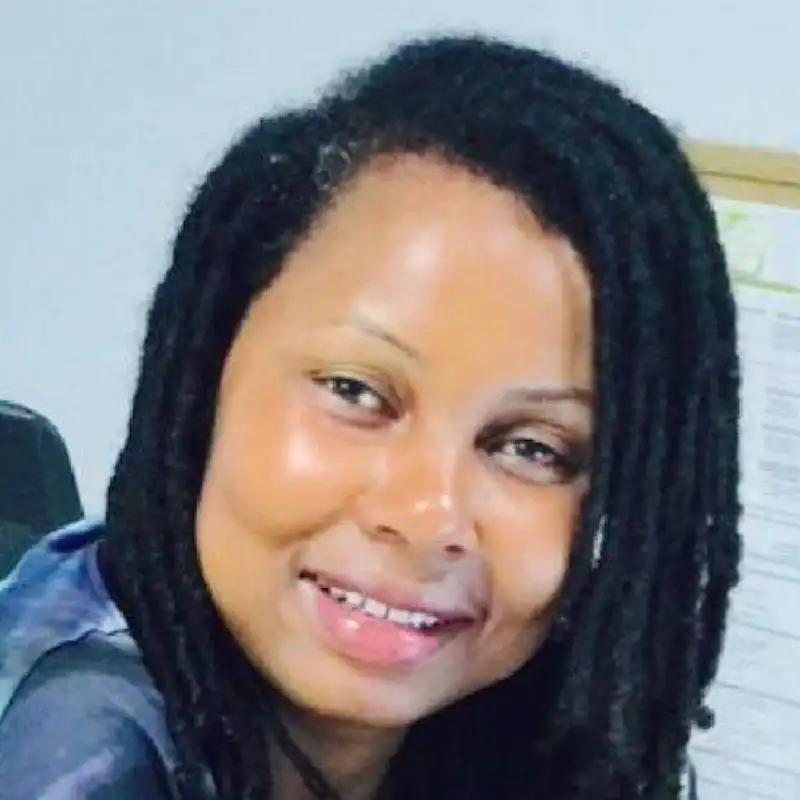 ASSIATOU DIALLO NOUS PARLE DE SA SOCIÉTÉ ET DE SON INAUGURATION PROCHAINE