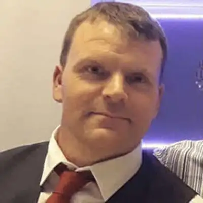 Dr. Nick Oswald
