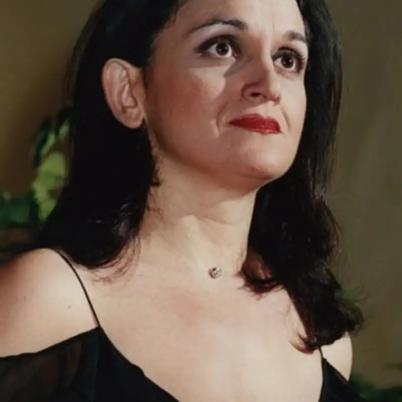 L'Aria che Tira…pillole di lirica - Assisa al piè di un salice - (Otello) - Cecilia Gasdia