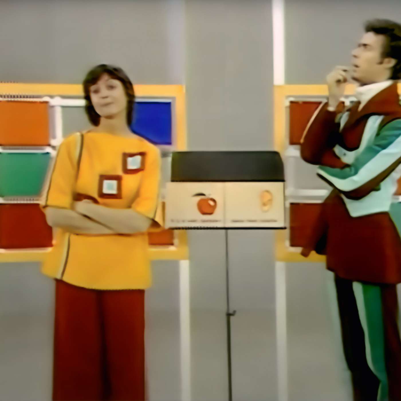 Cover art for the episode 8. Un média social dans une coopérative, est-ce que ça se peut?