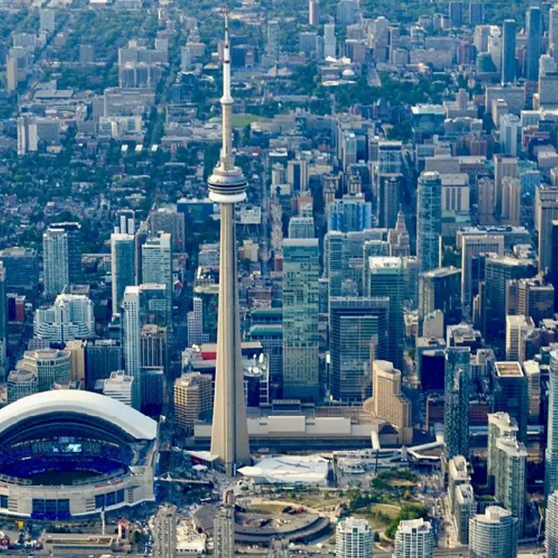 ECONOMIE - L'immobilier des grandes villes canadiennes, des records malgré la pandémie
