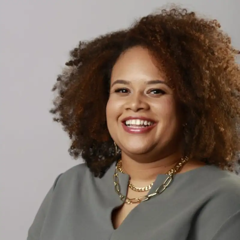 Artistic Empowerment: Ariel Davis on Diversity, Inclusion & Expression