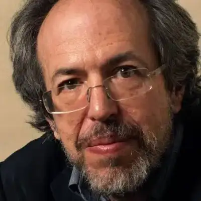 Lee Smolin
