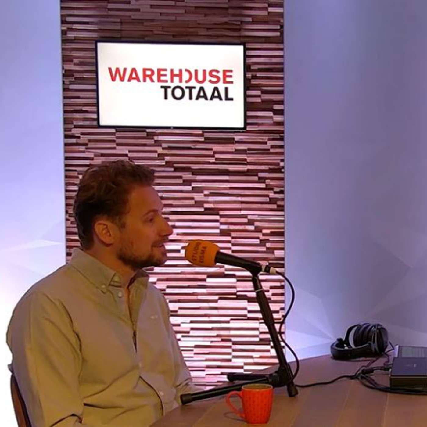 Renée van der Most, eigenaar van Koninklijke Van der Most over de inzet van AGV’s en automatisering episode artwork