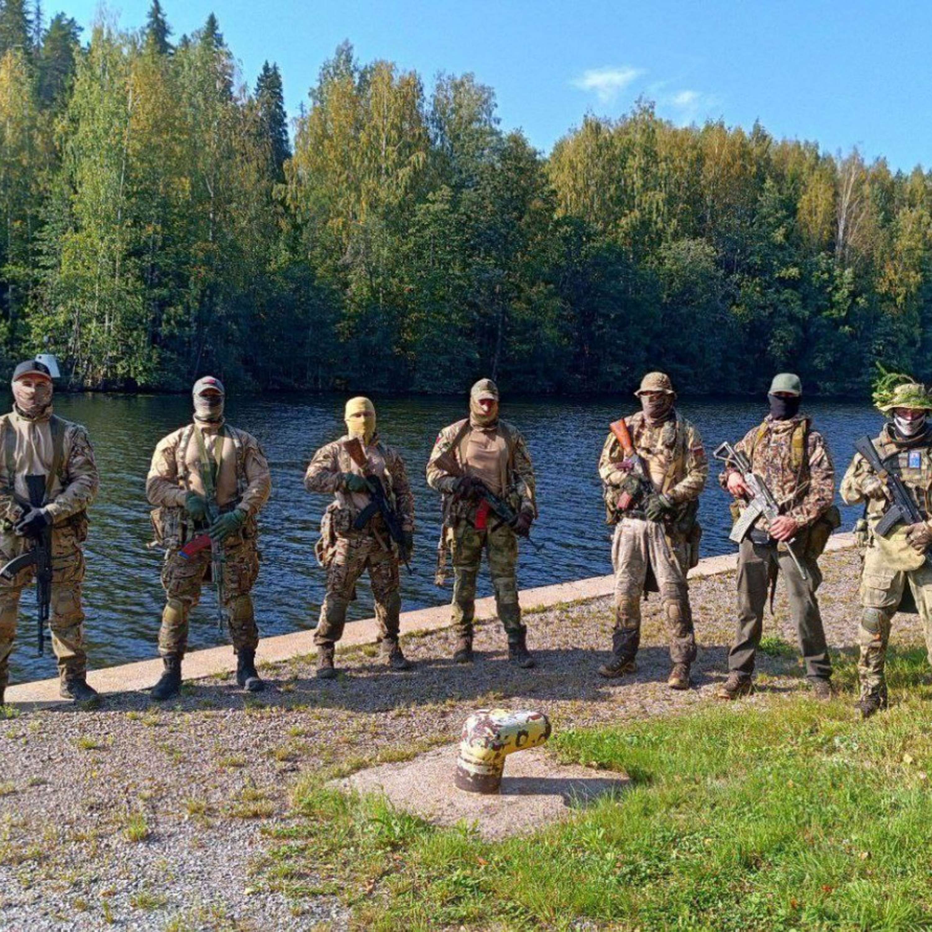 Неонацисты из “ДШРГ Русич” будут охранять границу с Финляндией