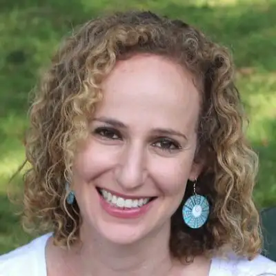 Dr. Yael Schonbrun