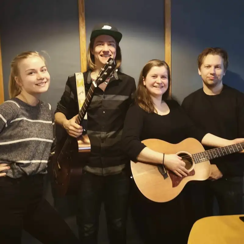 Fredag 22.02 - Kefeider, jenka og Karpe