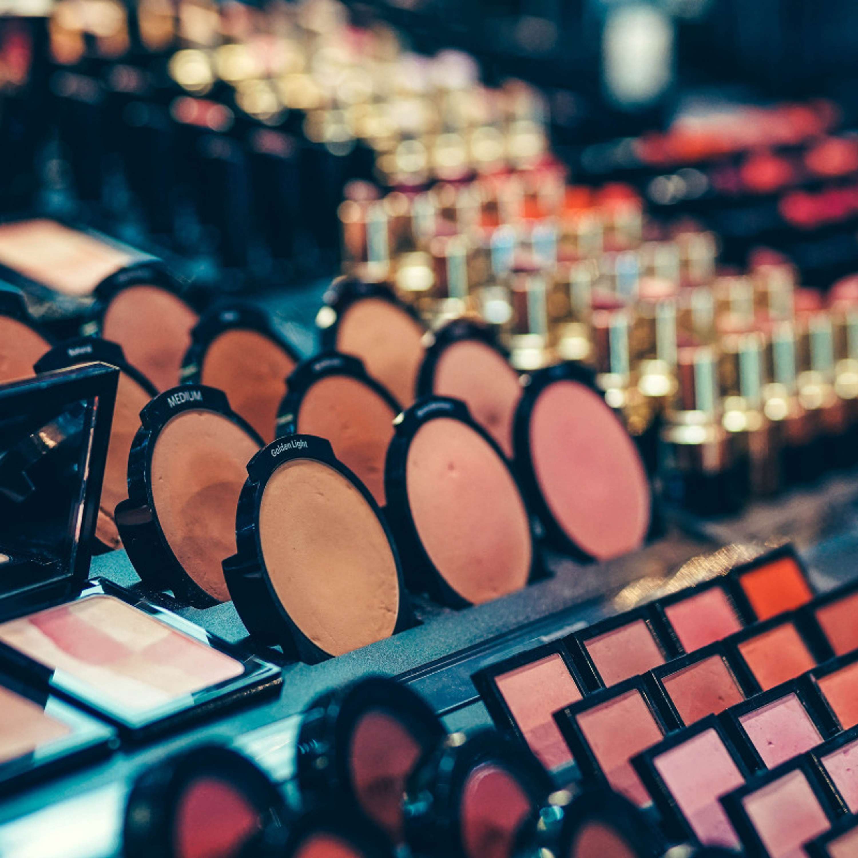 The Chemistry of Cosmetics: From Formulation to Safety Evaluation