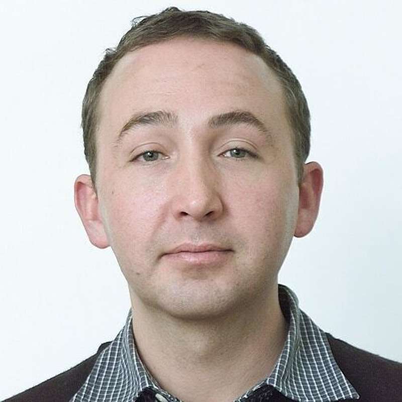 Dr Adam Pawson